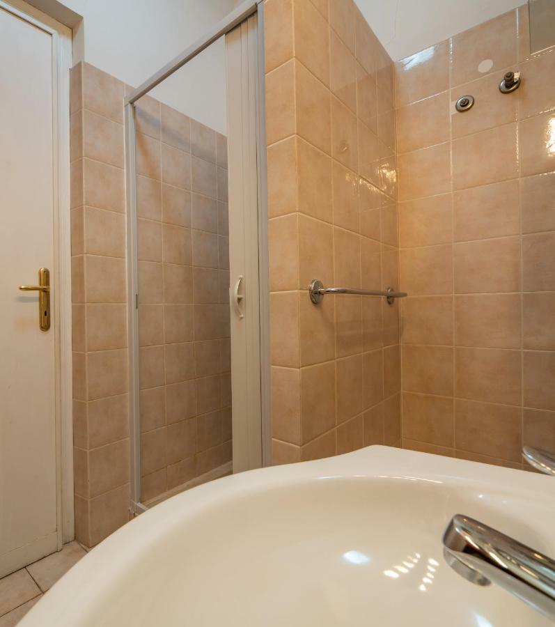 Principe Amedeo Bed & Breakfast Rome Exterior photo